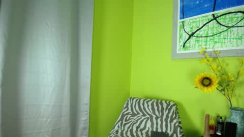 Ariana  online show from October 2025 09:05:02 PM