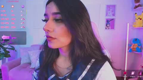   online show from October 2025 01:48:02 AM