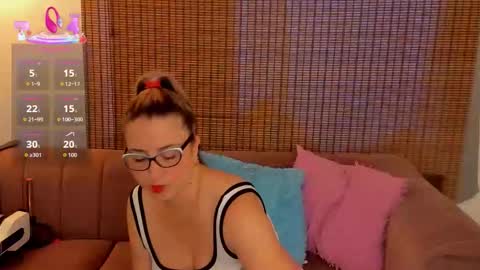 Ariana Cruz online show from November 2025 12:58:02 PM