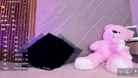 Ariana online show from October 2025 12:14:02 PM