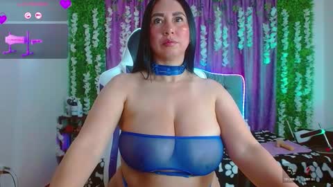 Ariana online show from November 2025 05:12:01 PM