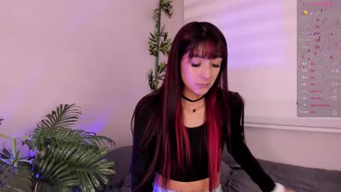 Ariana  online show from February 2025 01:14:01 PM