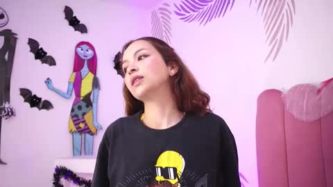 Snapshot of arianaa_jones chatting on October 2025 02:05:01 PM online show from October 2025 02:05:01 PM