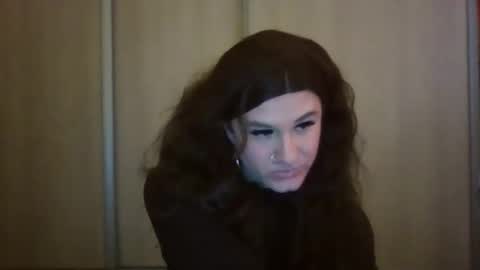 Ariana 3 online show from December 2024 02:21:01 PM