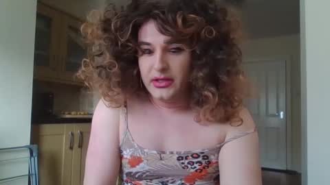 Ariana 3 online show from February 2025 10:59:01 AM