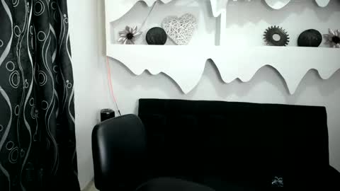 ariana online show from October 2025 12:26:02 PM