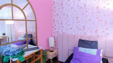 Snapshot of ariannaliss chatting on October 2025 12:06:01 PM Arianna online show from October 2025 12:06:01 PM