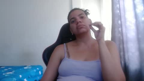 ariannaloovel online show from October 2025 05:14:02 PM