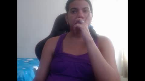 ariannaloovel online show from October 2025 04:58:01 PM