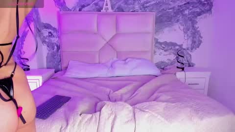 AriannaROux online show from January 2025 04:34:01 AM