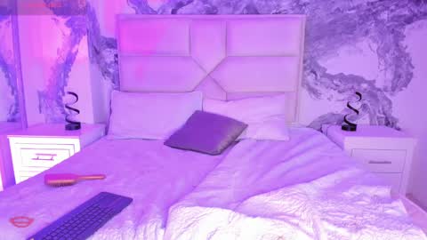 AriannaROux online show from February 2025 08:01:01 AM