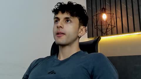 ariasaadeh online show from September 2025 12:08:02 PM