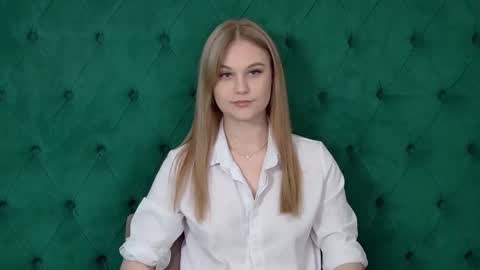 Aria online show from October 2025 05:21:02 PM