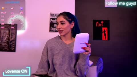 Aria  online show from September 2025 08:35:02 PM