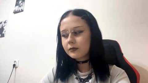 Snapshot of aricacolgrove chatting on October 2025 08:17:02 PM La online show from October 2025 08:17:02 PM