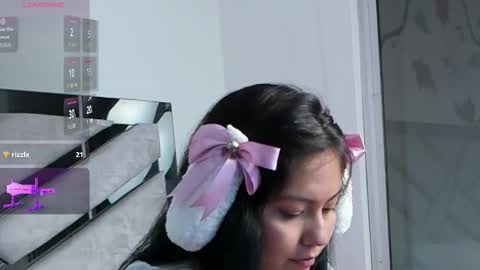 Ariel online show from September 2025 11:49:01 PM