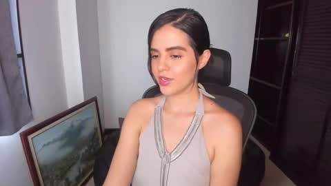 Snapshot of ariel_pinkdiamond chatting on October 2025 09:25:02 PM Ariel Pink Diamond online show from October 2025 09:25:02 PM