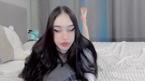 Ariel online show from December 2024 09:16:01 PM