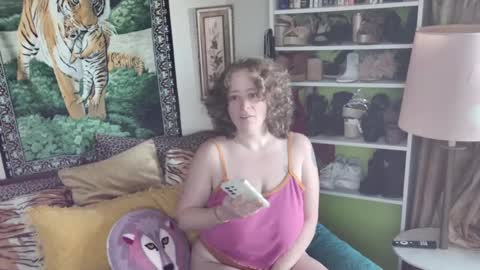 Snapshot of arielabai chatting on October 2025 06:06:01 PM Arielle Ari online show from October 2025 06:06:01 PM