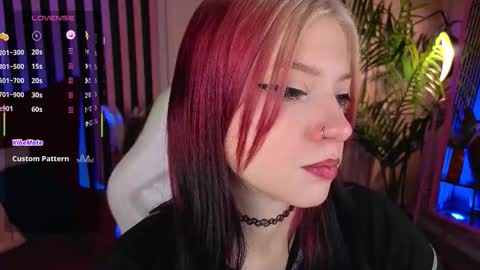 Snapshot of arielabradberry chatting on September 2025 04:10:02 PM Ariel online show from September 2025 04:10:02 PM