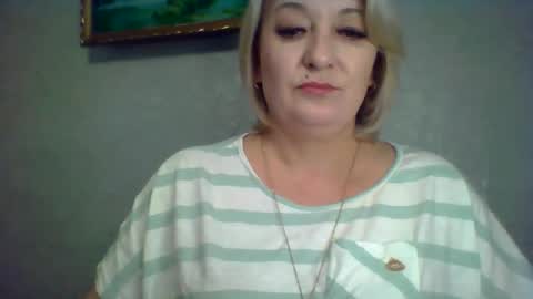 Snapshot of arielxloveresss chatting on November 2025 08:36:02 AM ArielXLoveresss online show from November 2025 08:36:02 AM