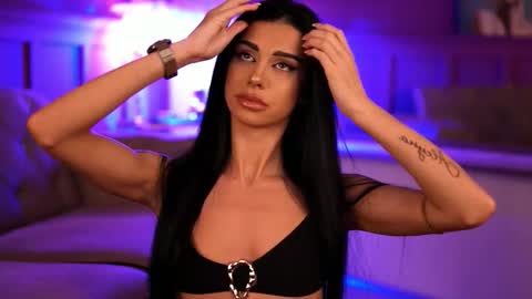 Arina online show from October 2025 05:46:02 PM