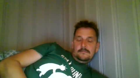ariparikrigsmann online show from September 2025 08:30:01 PM