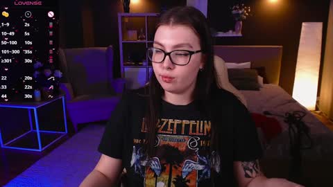 Astrid online show from February 2025 03:31:01 PM
