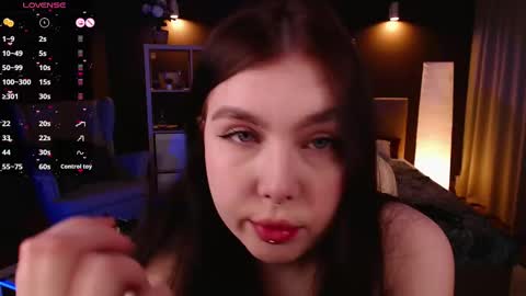 Astrid online show from March 2025 12:31:01 AM