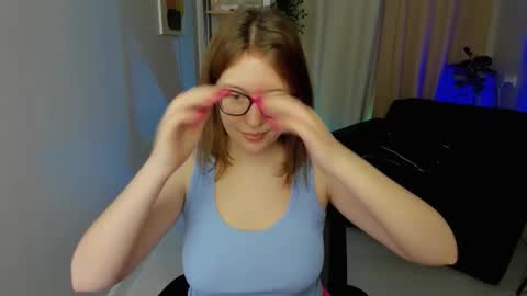 Snapshot of arizzzona_baby chatting on October 2025 05:54:02 AM Arizona online show from October 2025 05:54:02 AM