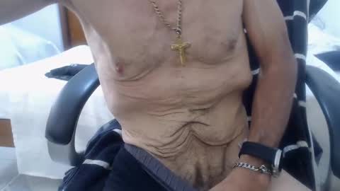 Snapshot of armaduradeacero chatting on January 2025 07:28:02 PM armaduradeacero online show from January 2025 07:28:02 PM