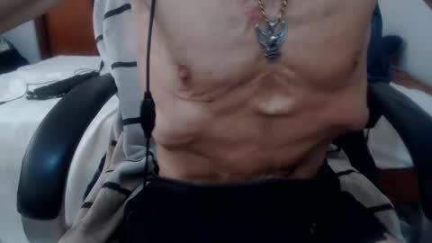 Snapshot of armaduradeacero chatting on January 2025 12:24:01 PM armaduradeacero online show from January 2025 12:24:01 PM