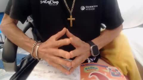 Snapshot of armaduradeacero chatting on February 2025 02:56:02 PM armaduradeacero online show from February 2025 02:56:02 PM