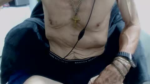 Snapshot of armaduradeacero chatting on February 2025 10:10:02 AM armaduradeacero online show from February 2025 10:10:02 AM