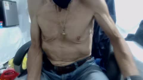 Snapshot of armaduradeacero chatting on February 2025 07:59:01 AM armaduradeacero online show from February 2025 07:59:01 AM