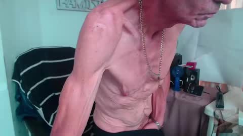 Snapshot of armaduradeacero chatting on September 2025 05:45:01 PM armaduradeacero online show from September 2025 05:45:01 PM