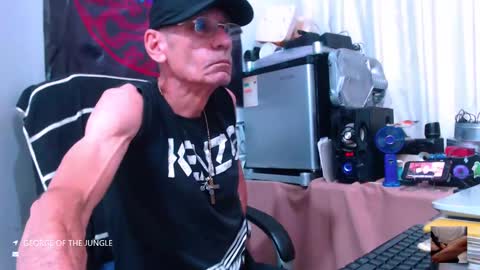 Snapshot of armaduradeacero chatting on September 2025 08:03:01 AM armaduradeacero online show from September 2025 08:03:01 AM