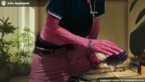 Snapshot of armaduradeacero chatting on September 2025 03:01:01 AM armaduradeacero online show from September 2025 03:01:01 AM