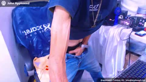 Snapshot of armaduradeacero chatting on September 2025 04:50:01 AM armaduradeacero online show from September 2025 04:50:01 AM