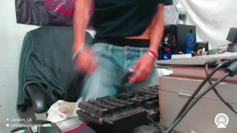 Snapshot of armaduradeacero chatting on October 2025 11:49:02 PM armaduradeacero online show from October 2025 11:49:02 PM