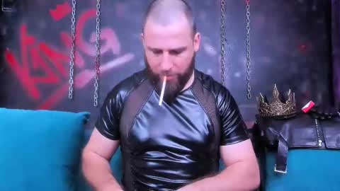 Snapshot of armandosteel chatting on November 2025 10:18:02 PM Armando online show from November 2025 10:18:02 PM