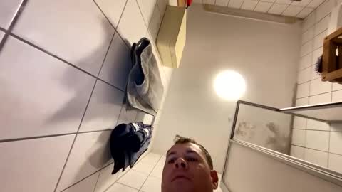 armyskater32 online show from September 2025 07:30:02 AM