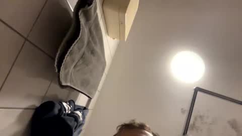 armyskater32 online show from September 2025 09:26:02 PM