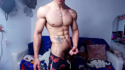 arnold black online show from February 2025 10:32:01 PM