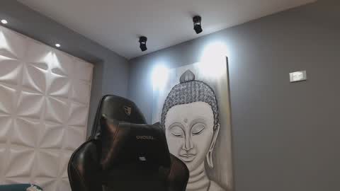 Snapshot of arohomlester chatting on October 2025 11:10:01 AM Arohom Lester online show from October 2025 11:10:01 AM