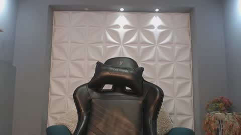 Snapshot of arohomlester chatting on October 2025 10:58:02 AM Arohom Lester online show from October 2025 10:58:02 AM