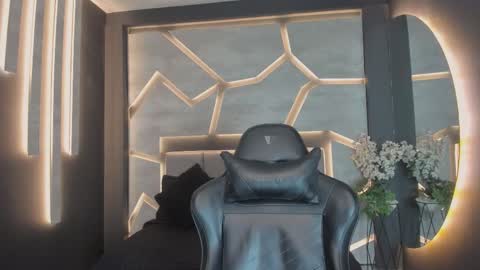 Snapshot of arohomlester chatting on November 2025 11:00:02 AM Arohom Lester online show from November 2025 11:00:02 AM