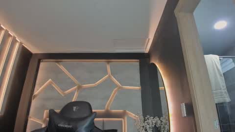 Snapshot of arohomlester chatting on November 2025 10:59:02 AM Arohom Lester online show from November 2025 10:59:02 AM