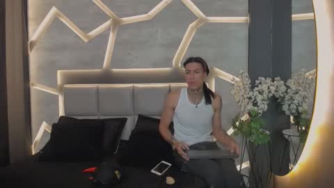 Snapshot of arohomlester chatting on November 2025 10:58:01 AM Arohom Lester online show from November 2025 10:58:01 AM