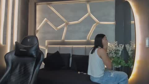 Snapshot of arohomlester chatting on November 2025 10:45:02 AM Arohom Lester online show from November 2025 10:45:02 AM